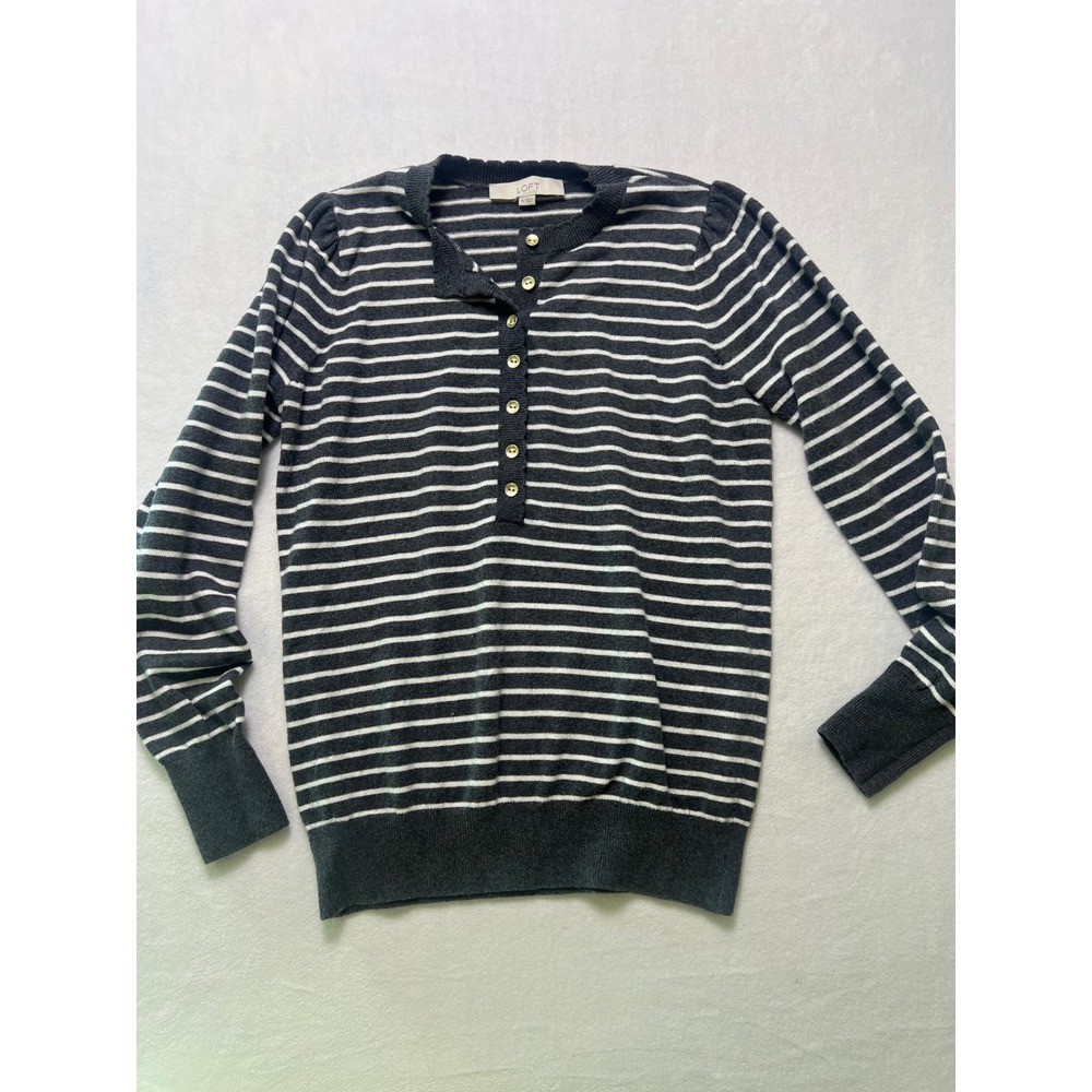 LOFT M Sweater Preppy Striped Gray White Henley Long Sleeve Knit Tope Old Money